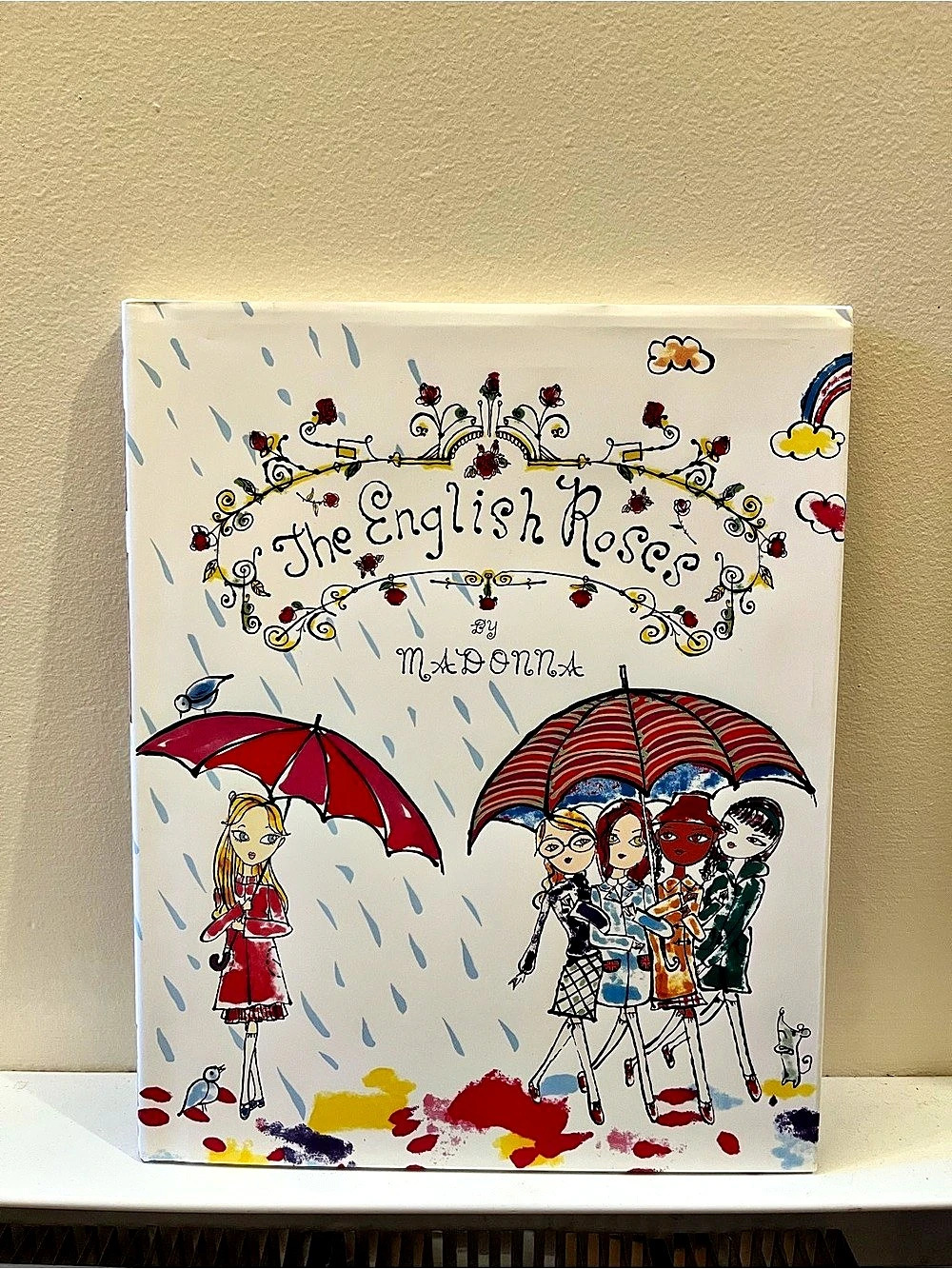 The English Roses Illustrated Storybook by Madonna